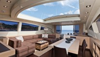 Motor yacht KAWAI -  Salon with retractable sunroof